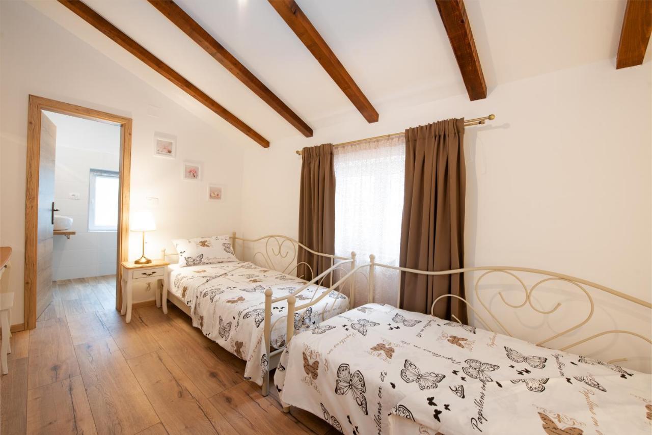 Kuca Za Odmor Villa Jurdani Exterior foto